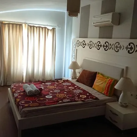 Villa Golf Villa. City Center. *